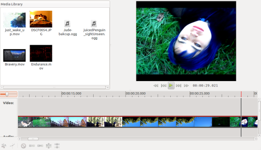 editing video with pitivi
