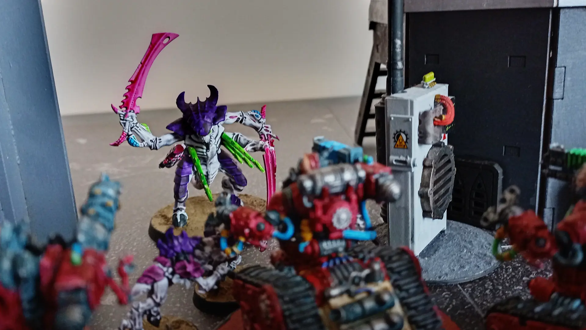 As it turns out, Tyranids are actually as scary as they look.